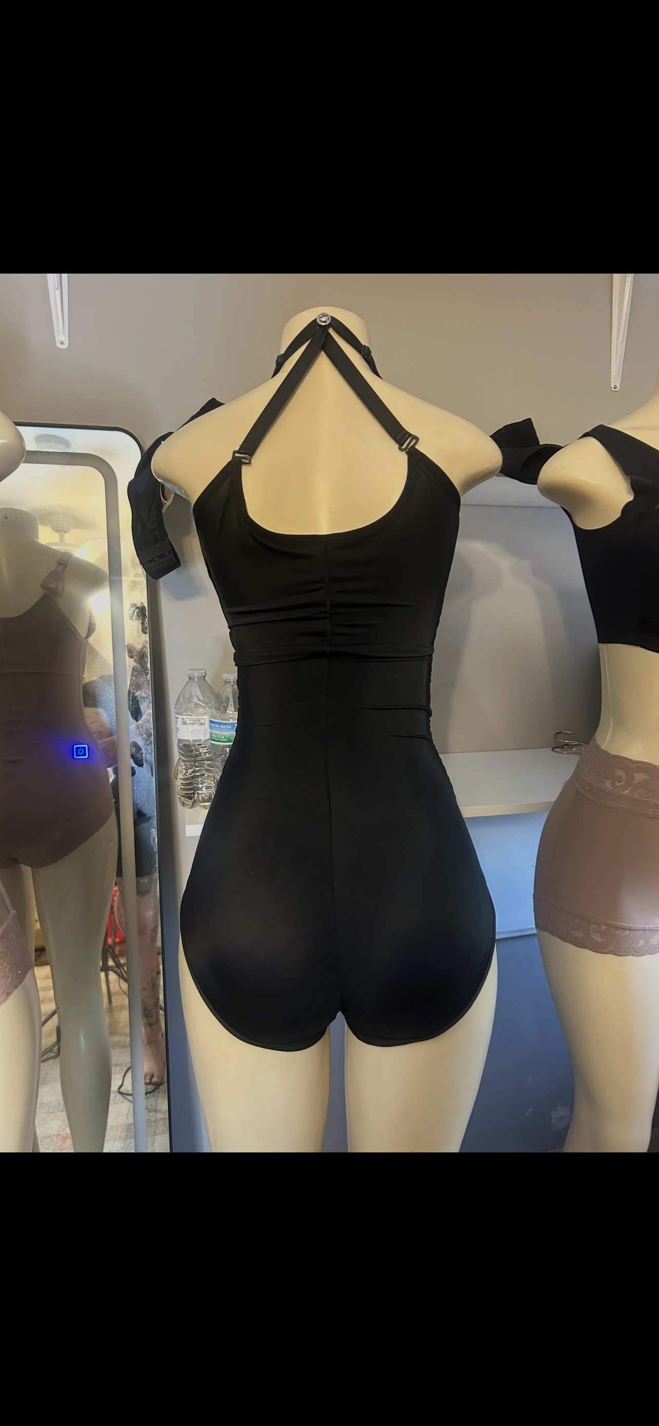 TRAJE DE BAŃO CON FAJA
