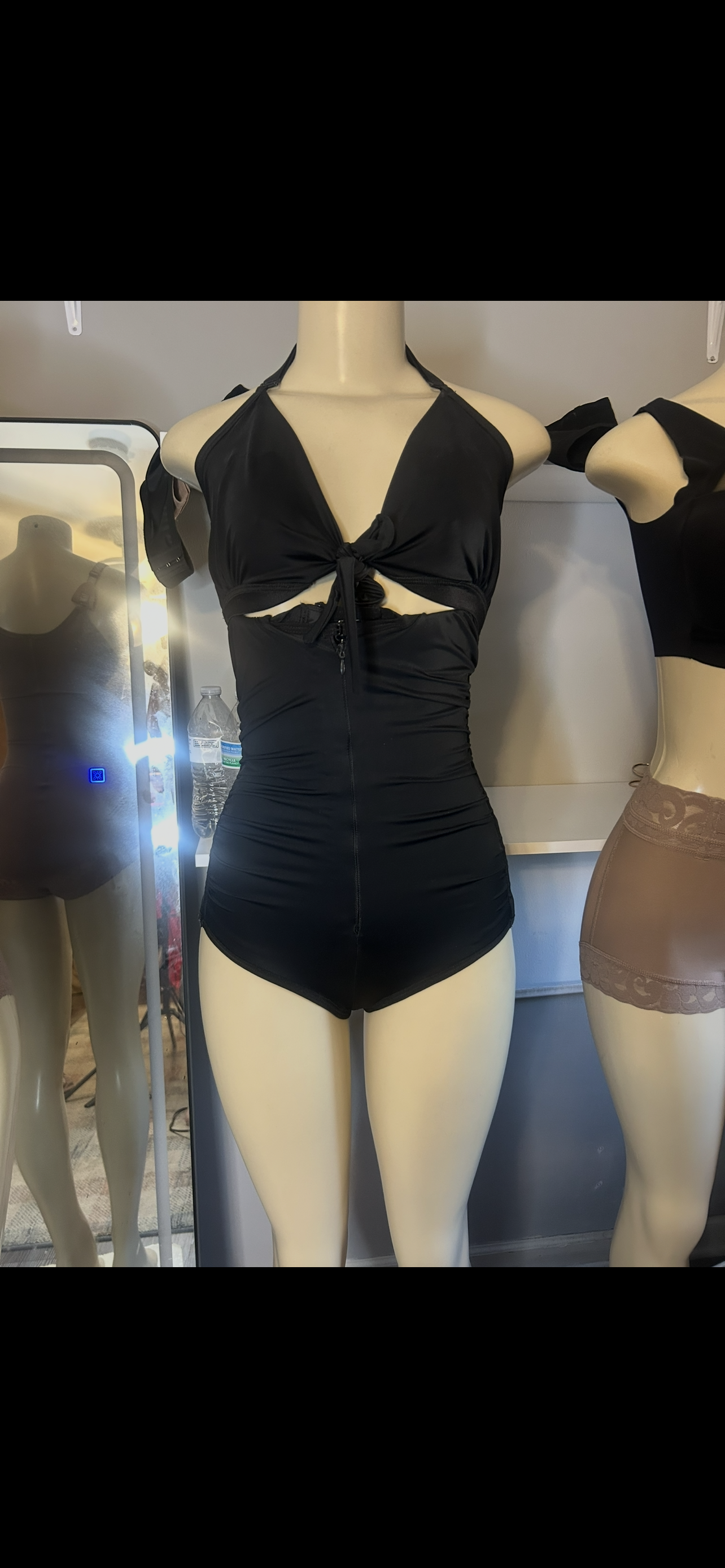 TRAJE DE BAŃO CON FAJA