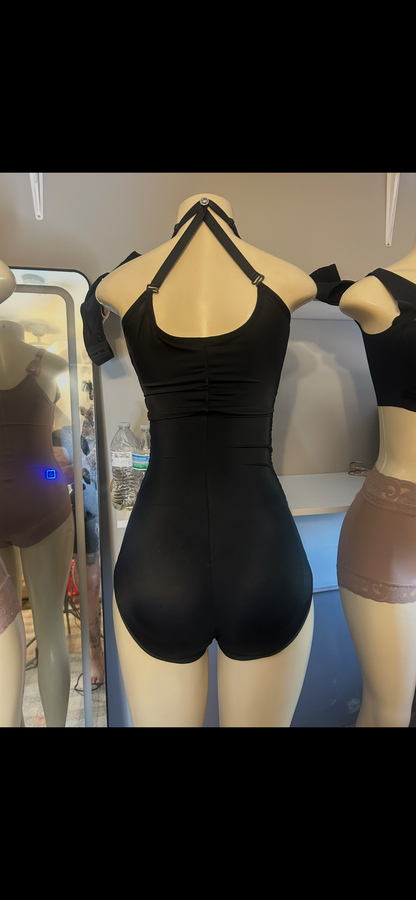 TRAJE DE BAŃO CON FAJA